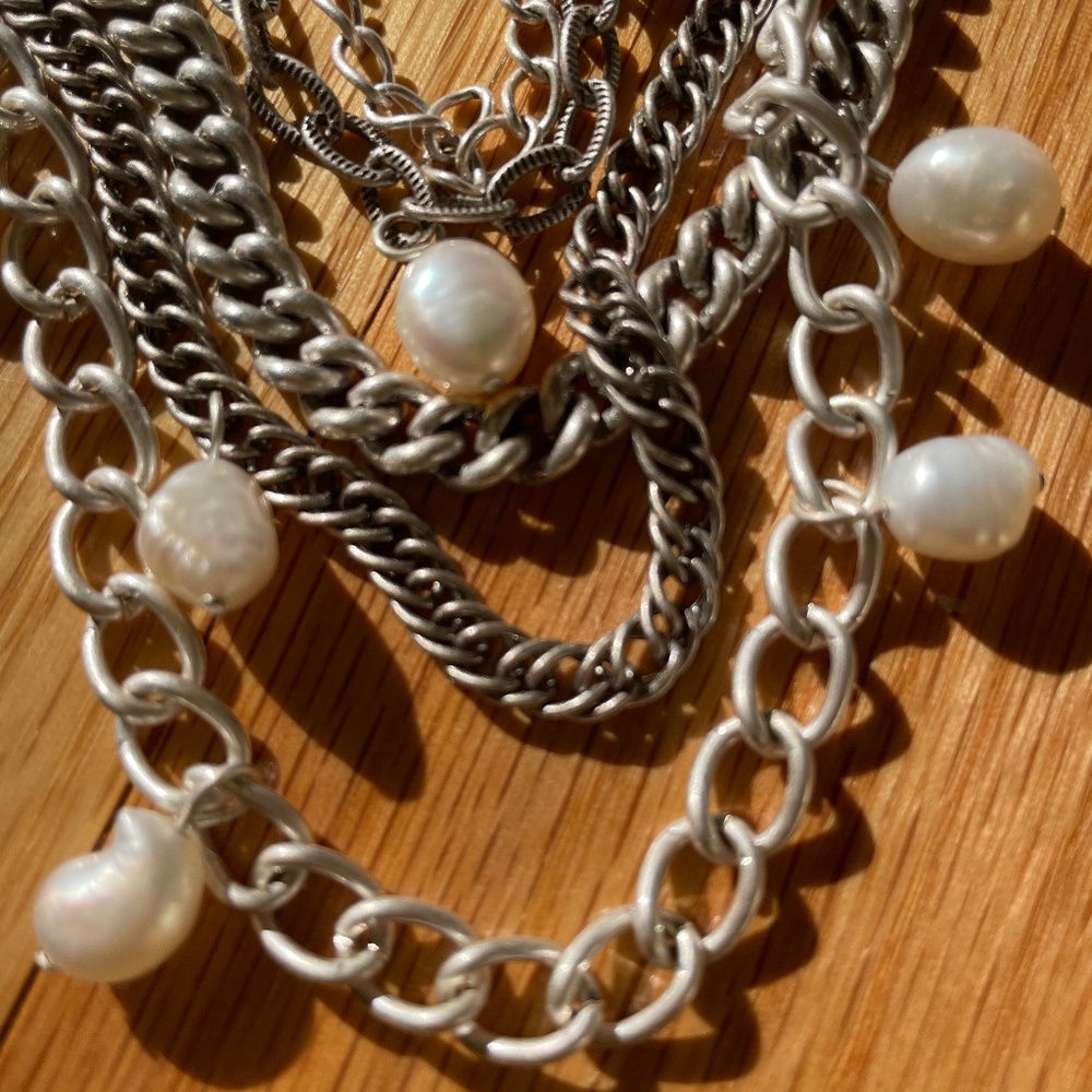 Fresh water pearl necklace